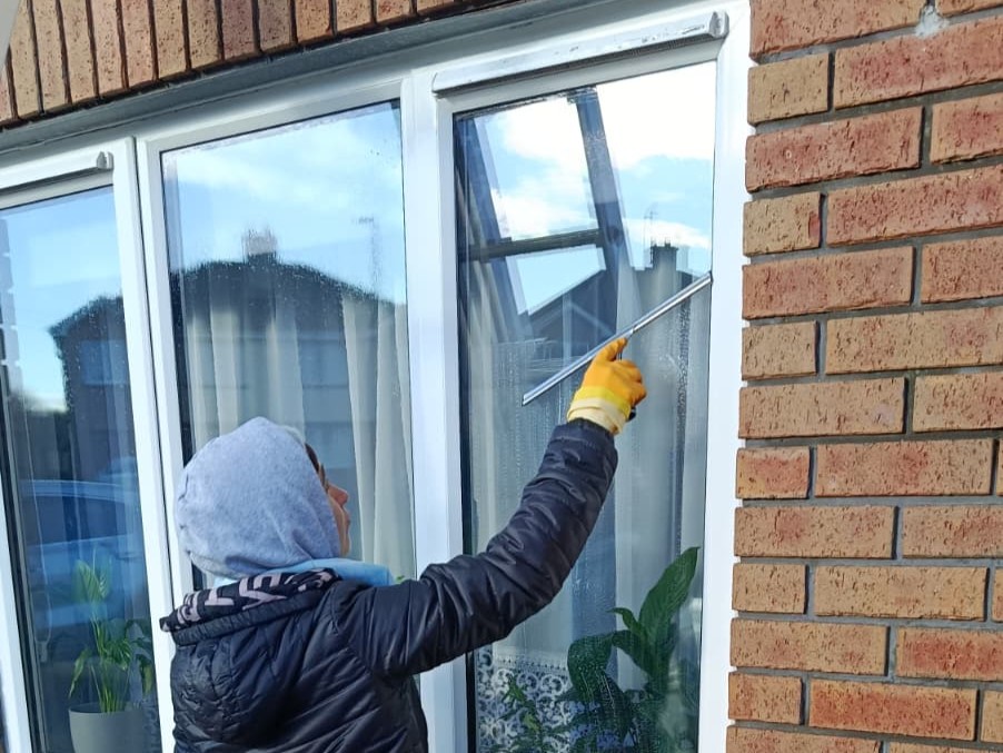Cleaning windows of a house